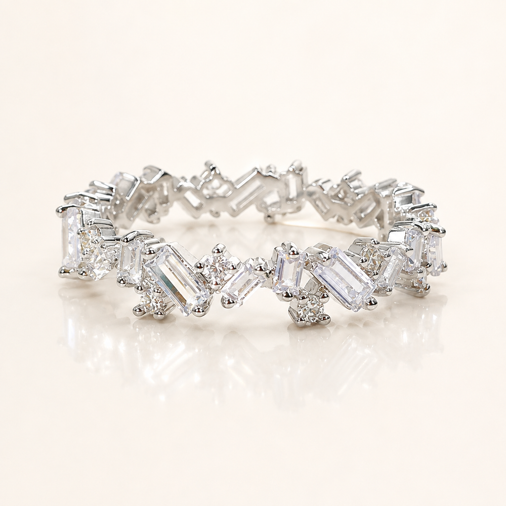 Alternating Baguette & Round Moissanite Eternity Ring | 925 Sterling Silver Wedding Band | SEÓRA