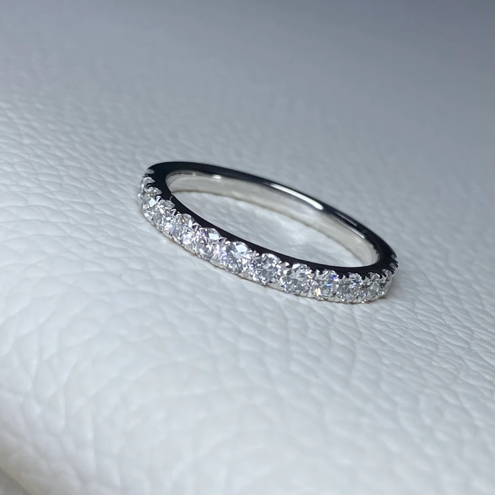 Cushion Cut Halo Bridal Gold Ring Set | SEÓRA