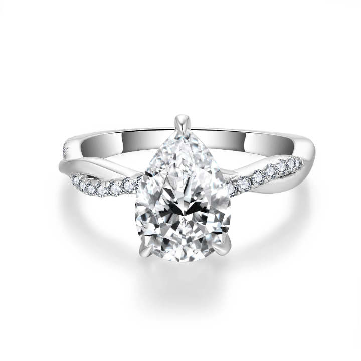Pear Cut 2CT Moissanite Sterling Silver Ring  | SEÓRA