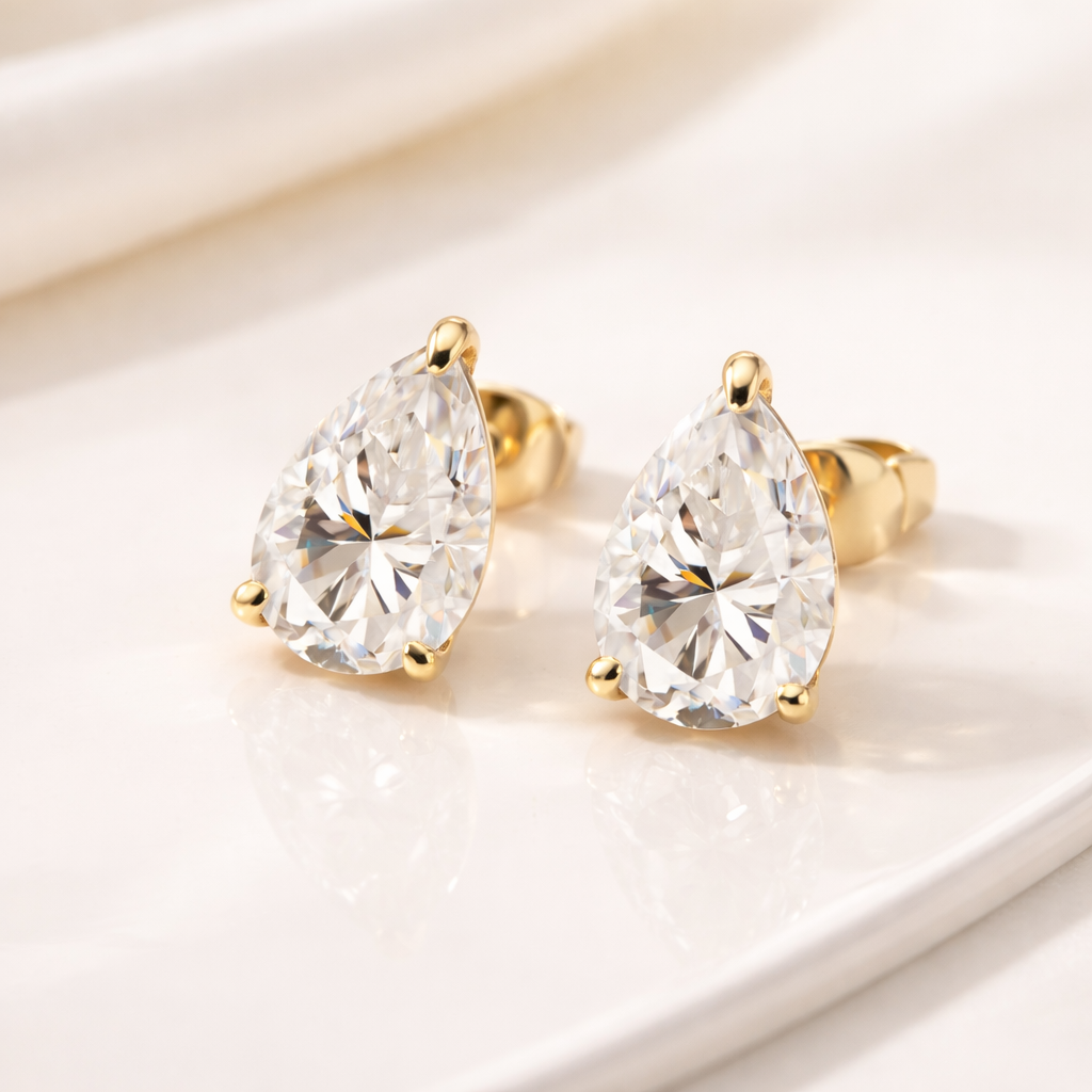 SEÓRA Pear Light Studs —  Gold Plated