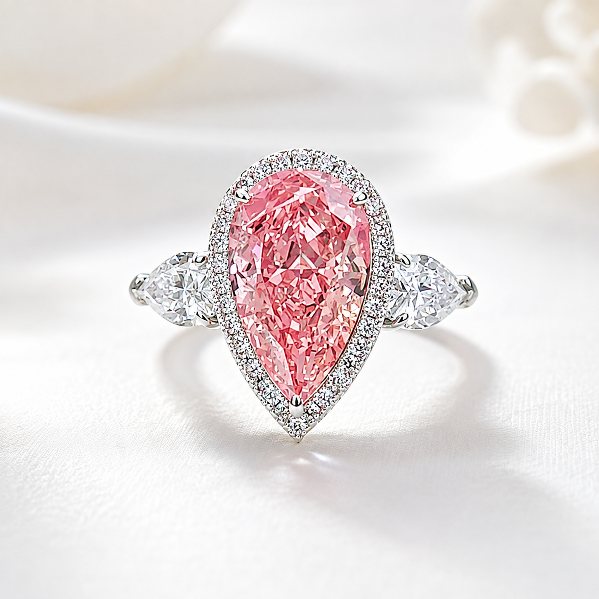 Pink Pear Diamond Halo Ring | 18K White Gold | SEÓRA
