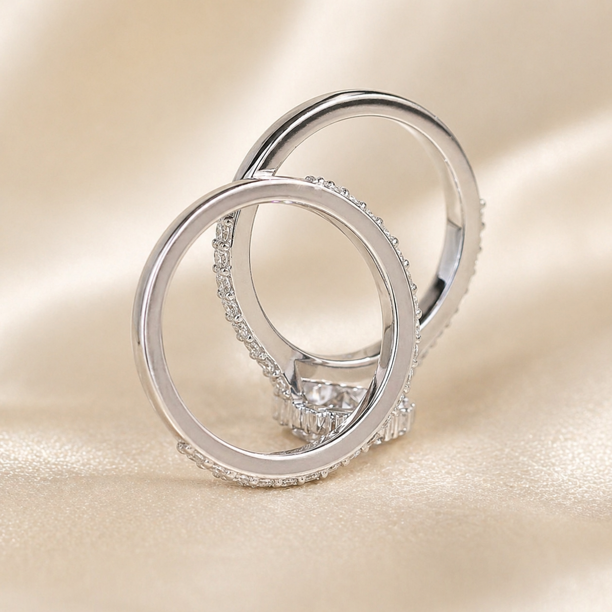 Pear Cut Halo Ring Set | SEÓRA