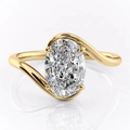 Oval Moissanite Ring in 18K Gold – Curve Design | SEÓRA