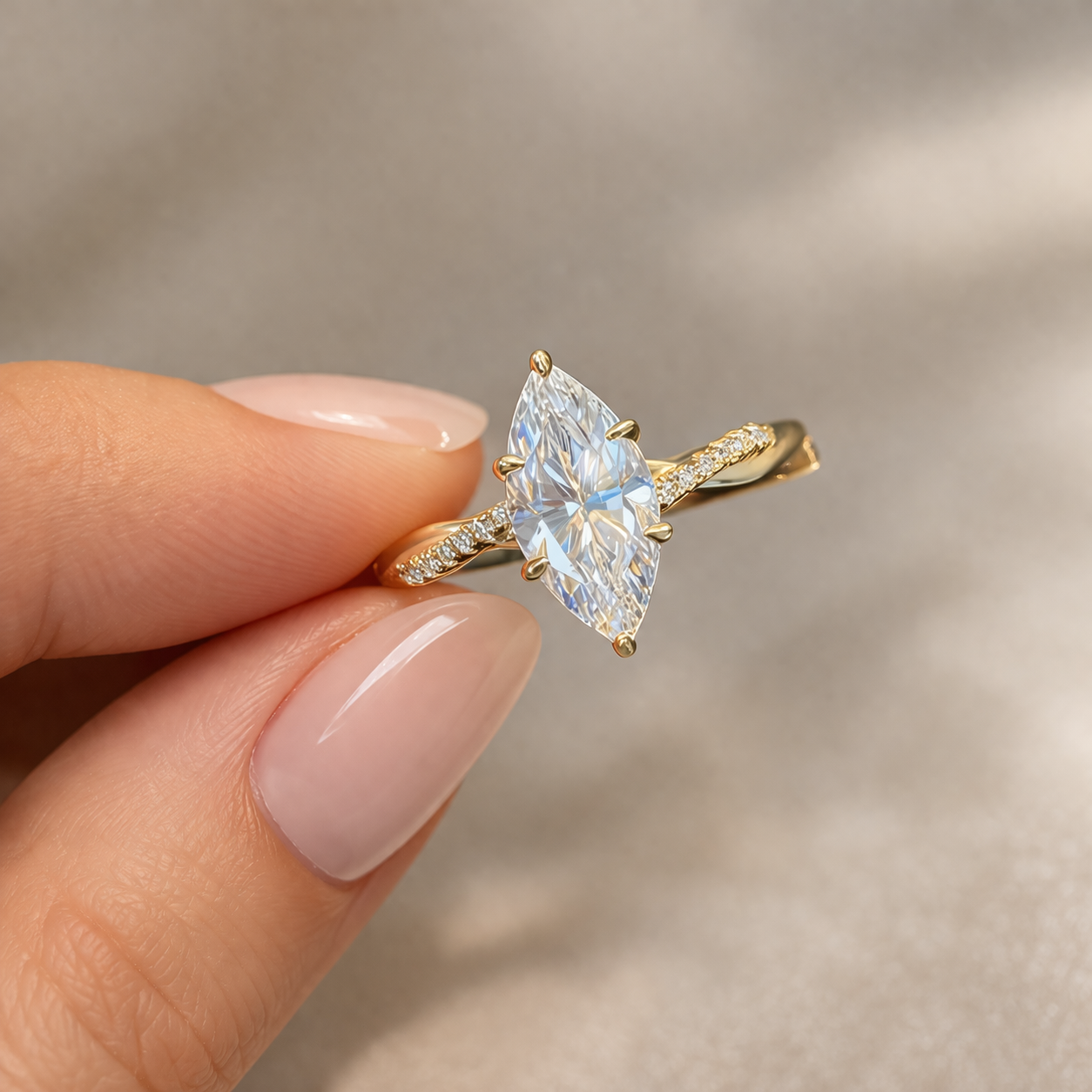 Marquise 2CT Moissanite in 18K Gold Ring | SEÓRA