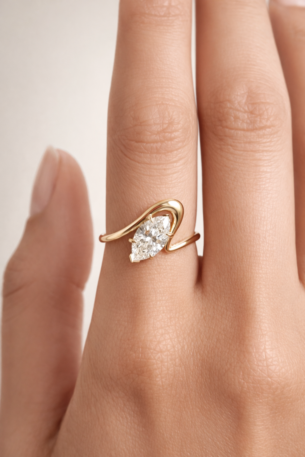 SEÓRA | Axis Curve Marquise Ring, CZ Brass Band