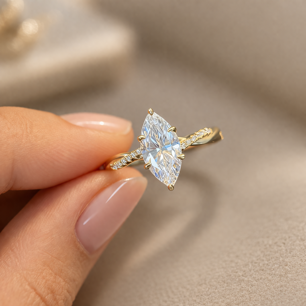Marquise 2CT Moissanite in 18K Gold Ring | SEÓRA