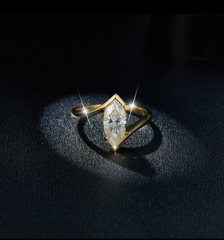 Marquis Cut 1CT Moissanite in Sterling Silver Ring | SEÓRA